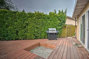 Arcadia Home w/ Sunroom & Deck in Central Location - Interior