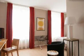 Grand Hôtel Du Tonneau D'or Belfort - Chambre