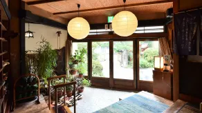 Masuya Ryokan - Entrada (vista interna)