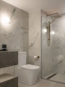 Salamanca Suites - Bathroom