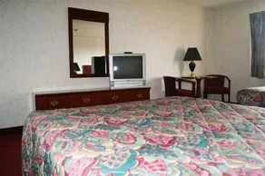 Rodeway Inn Syracuse Carrier Circle - Chambre