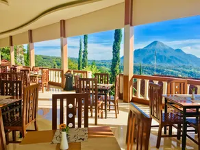 Inna Tretes Hotel & Resort - Restaurant