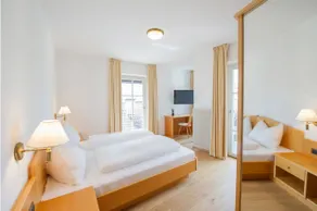 Hotel Goldene Traube - Værelse