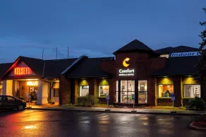 Comfort Hotel & Suites - Restaurant
