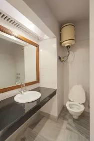 Hotel Ishwar - Managed by AM Enterprises - Bagno