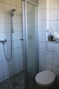 Zur Rotenfelsstube - Bathroom