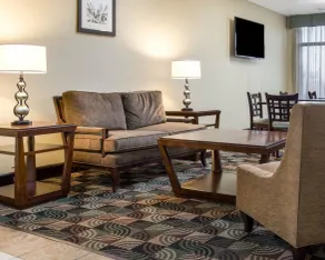 Quality Inn Cleveland, MS - Lobby