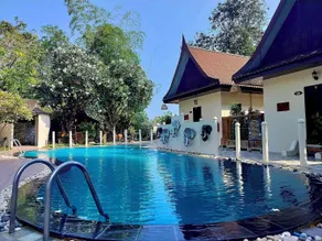 Pludhaya Resort & Spa - Piscine