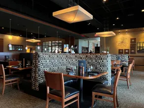 Holiday Inn Hotel & Suites Bloomington Airport by IHG - Restaurant