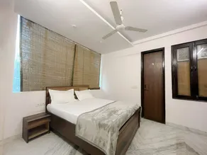 Roomshala 171 JP House - Chambre