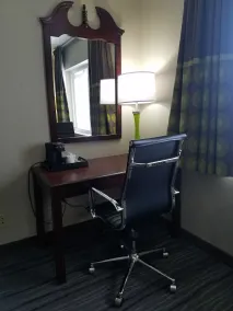 Super 8 by Wyndham Chicago O'Hare Airport - Room