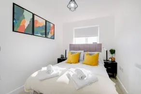 Luxaura 5 Bedroom 3 Bath Service House with Parking - Rom