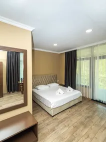 Riverside Hotel & Restaurant - Room