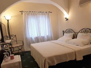 A&B Home Hotel - Habitación