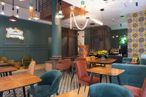 Athens Retro - Reception