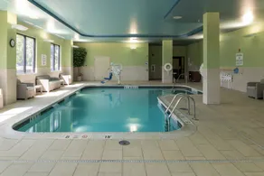 Holiday Inn Express - Grand Island by IHG - Piscina