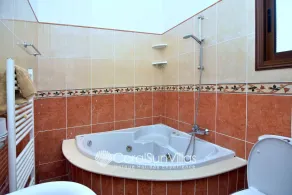 Elegante riesige Villa mit großem Pool, ideal für Hochzeiten - Badezimmer