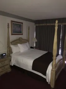 Travelodge by Wyndham Niagara Falls Fallsview - Chambre