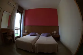 Hotel Bristol - Rum