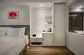 Adaline Hotel and Suite - Room