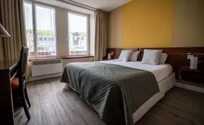 LOGIS HOTEL - La Petite Rade - Camera