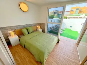 Sea View Bungalow with Communal Pool - Quarto
