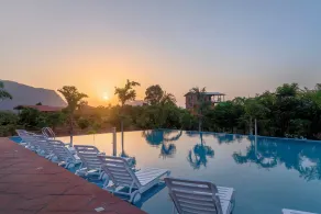 Satori Mulshi - Pool
