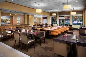 Hilton Garden Inn Atlanta Airport/Millenium Center - Restaurant