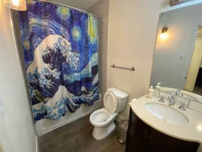 Calming 1bedroom Units With Balcony And City View - Bathroom