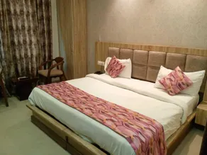 Hotel Glass INN - Quarto