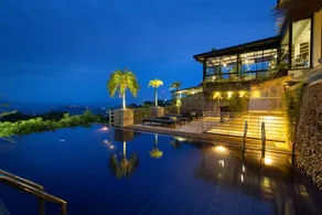 The Theva Residency - Piscine