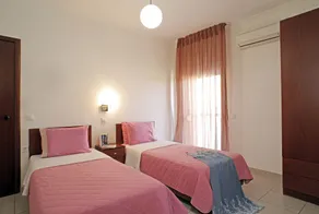 Stratos Hotel - Zimmer