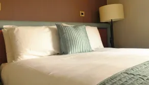 The Stronlossit Inn - Room