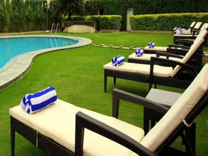 Hotel Paras Mahal - Pool