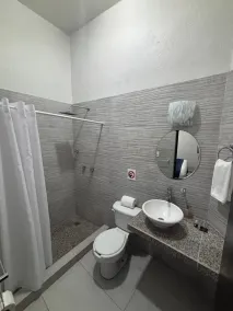 Hotel Juarez 70 - Badezimmer