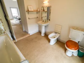 The Ferry House - Bathroom