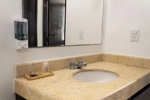 Naia Mar - Bathroom