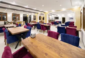 Avulot Mountain Resort Hotel - Restaurant