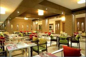 Poppys Hotel Madurai - Restaurant
