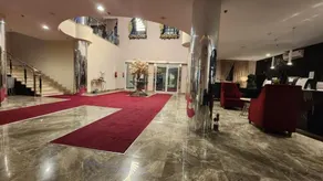 Tramontan Serviced Apartments - Lobby
