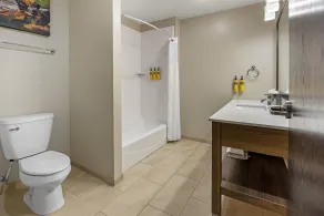 Best Western Plus Zion Canyon Inn & Suites - Bathroom