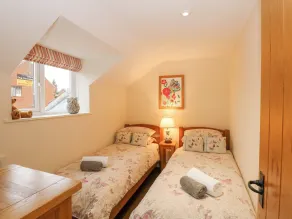 Easter Cottage - Room