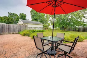 1 Mi to Dtwn: Suburban Home w/ Yard in Owosso - Interiör
