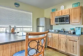Albuquerque Studio with Shared Pool & Fire Pit! - Interiör