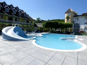 Beach 1 Bedroom 32 - Piscine