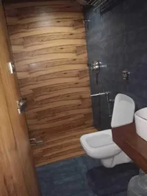 Hotel Hoxton - Bathroom