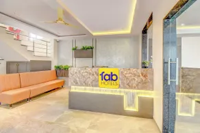 FabHotel Ayodhya - Réception