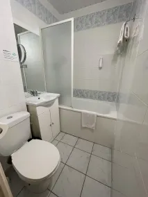 Be Myhôtel - Bathroom