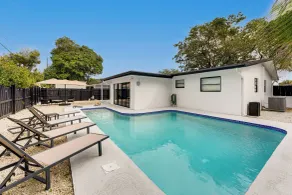 Private Pool & Game Room 6 Mi to Hard Rock Stadium - Interiør