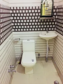 Royal Residency - Bathroom